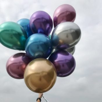 Chrome helium balloons