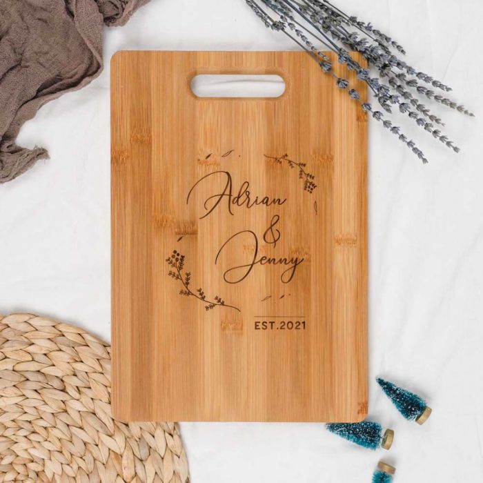 Custom Couple Names Christmas Gift Engraved Wooden Cutting Board -Couple Wreath Design