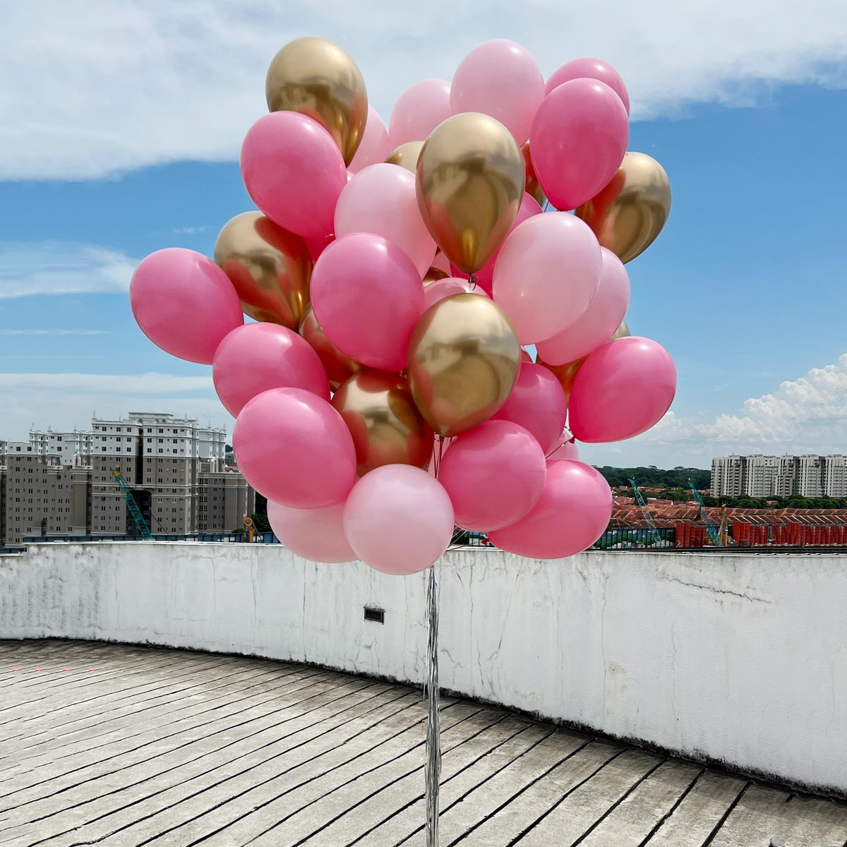 helium-balloon-bouquet