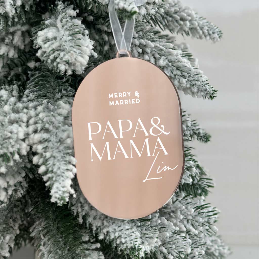 Mirror Rose Gold Lasercut PAPA & MAMA Design-Oval Ornament