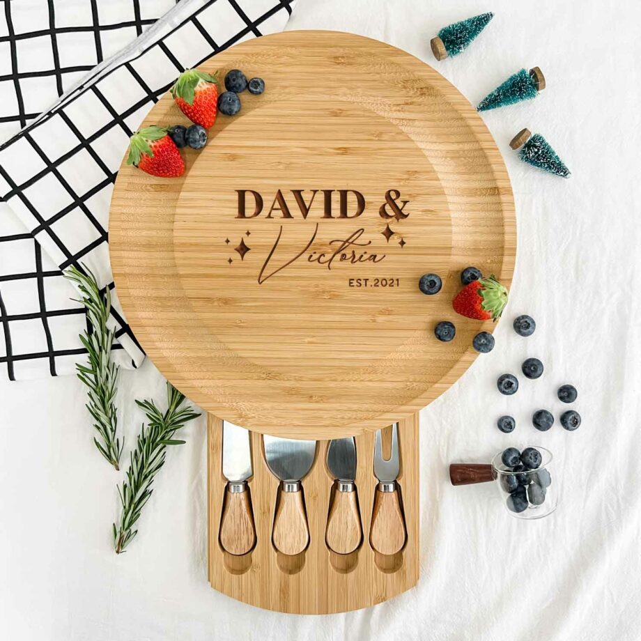 Engraved Wooden Round Cheese Board - Couple Names Modern Sparkles